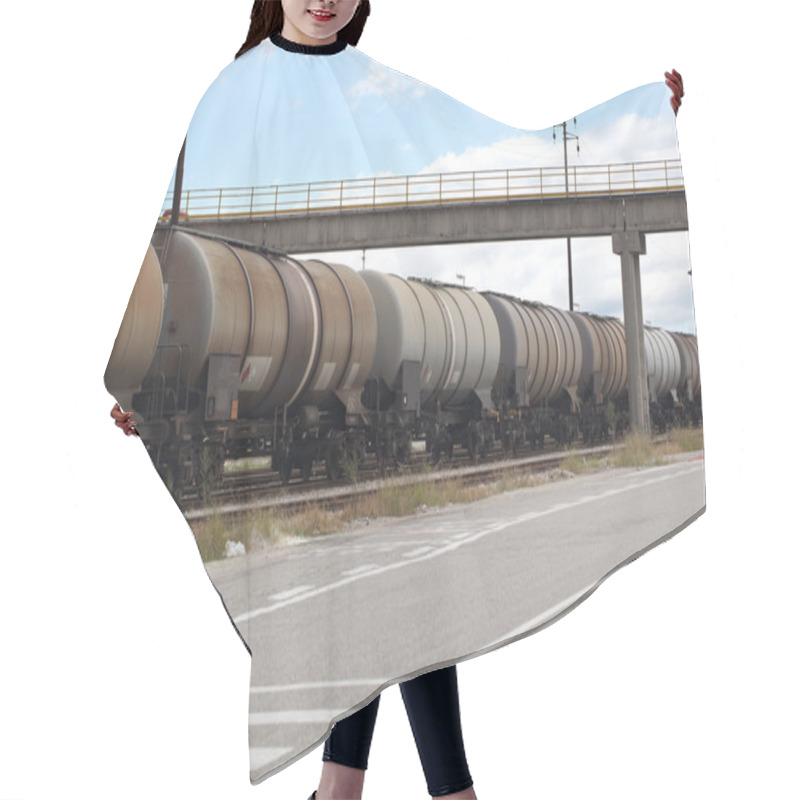 Personality  Industrial Train Hair Cutting Cape