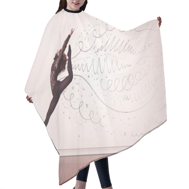 Personality  Pretty Woman Jumping With Hand Drawn Lines And Arrows Come Out Hair Cutting Cape