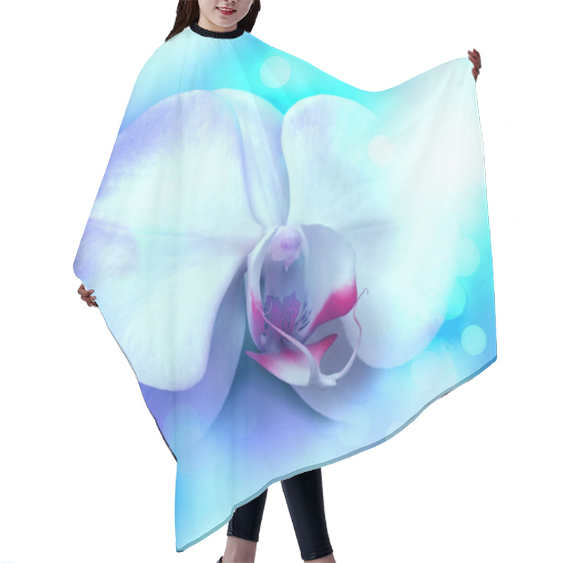 Personality  White Orchid   Background Hair Cutting Cape