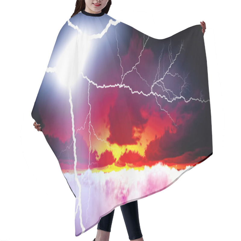 Personality  Lightning Showdown Hair Cutting Cape