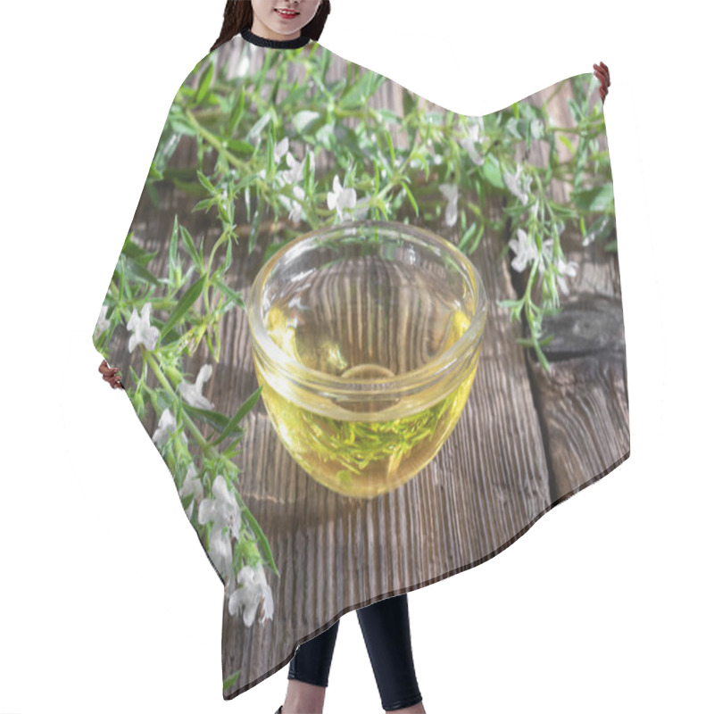 Personality  A Bowl Of Mountain Savory Essential Oil  Hair Cutting Cape