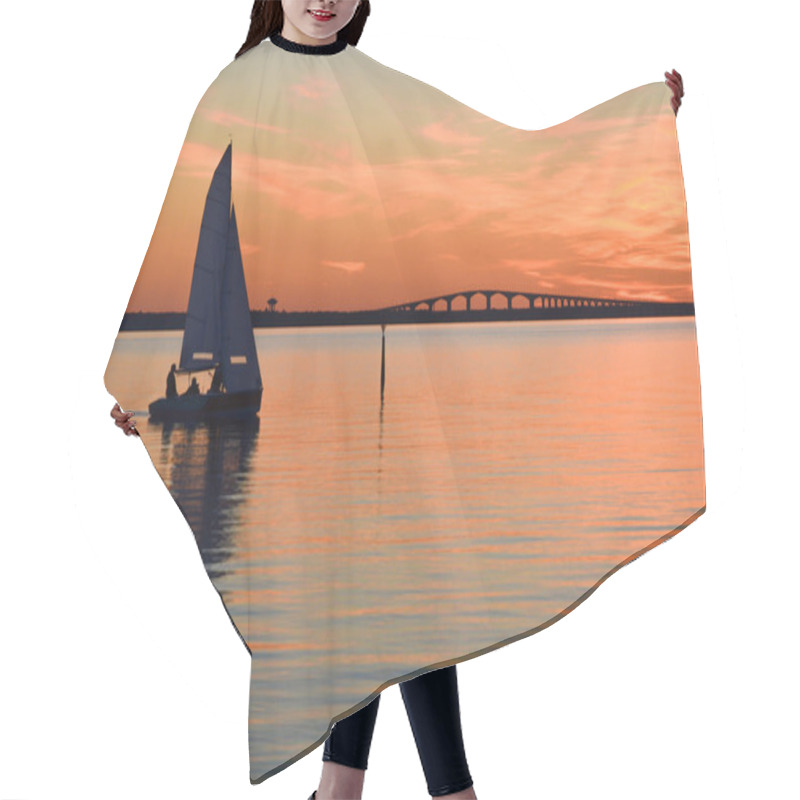 Personality  Sailing At Calm Water Hair Cutting Cape