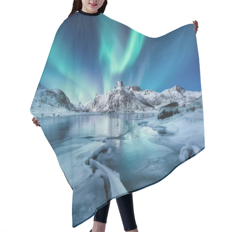 Personality  Aurora Borealis, Lofoten Islands, Norway. Mountains And Frozen Ocean. Winter Landscape In The Night Time. Northen Light - Image Hair Cutting Cape