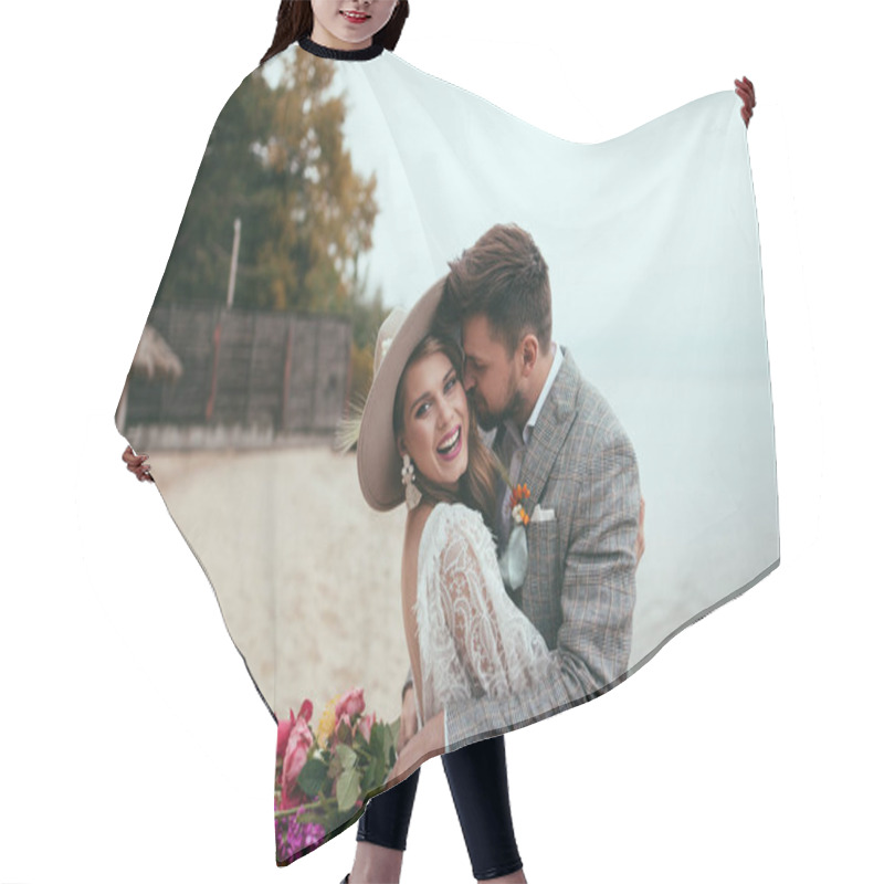 Personality  Groom And Bride Hair Cutting Cape