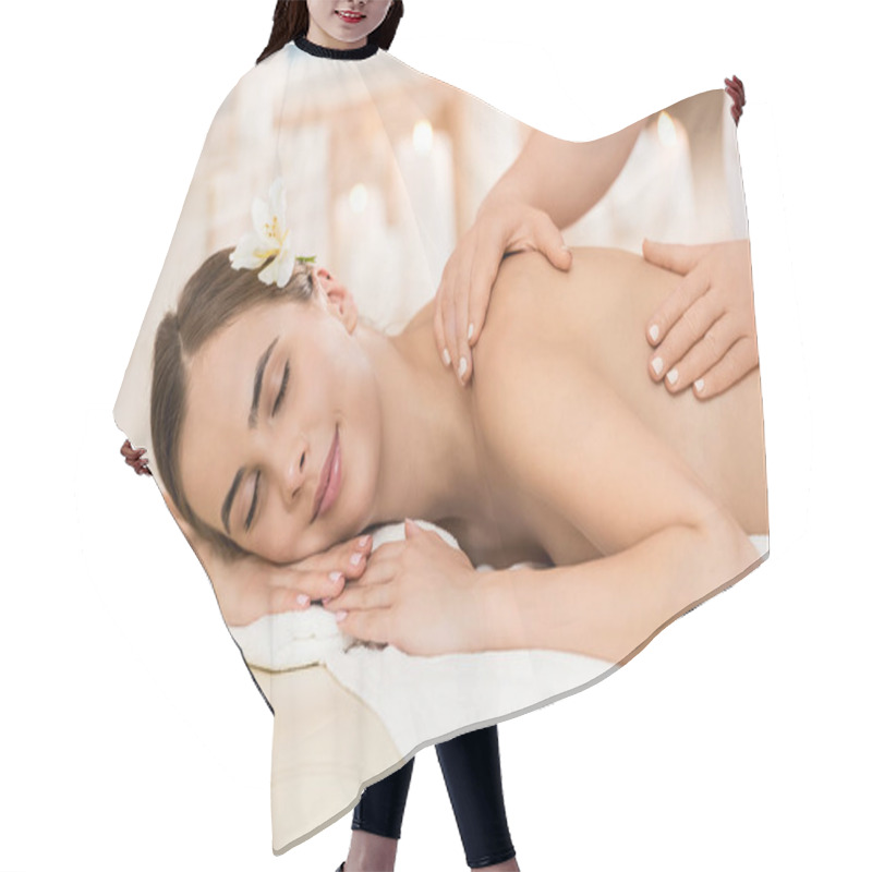 Personality  Woman Relaxing And Having Massage Hair Cutting Cape