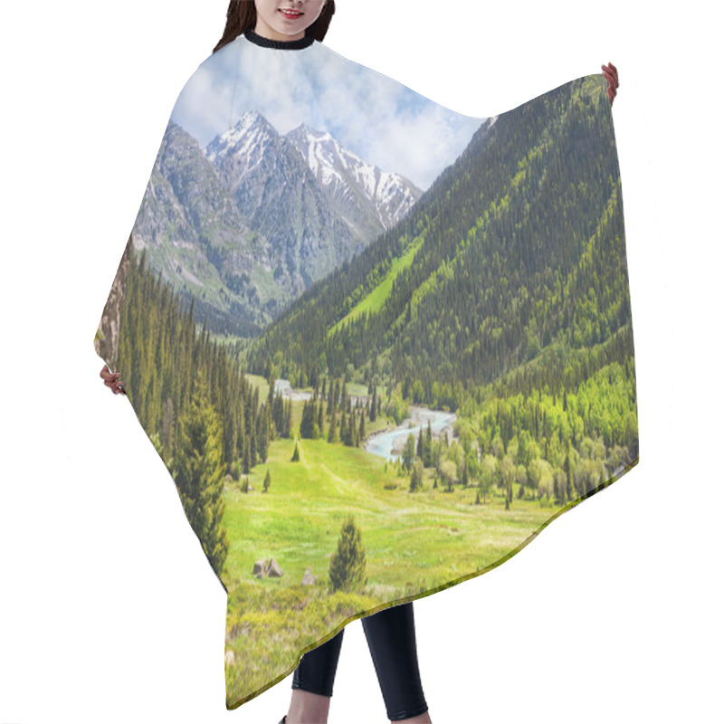 Personality  Mountain Valley Hair Cutting Cape