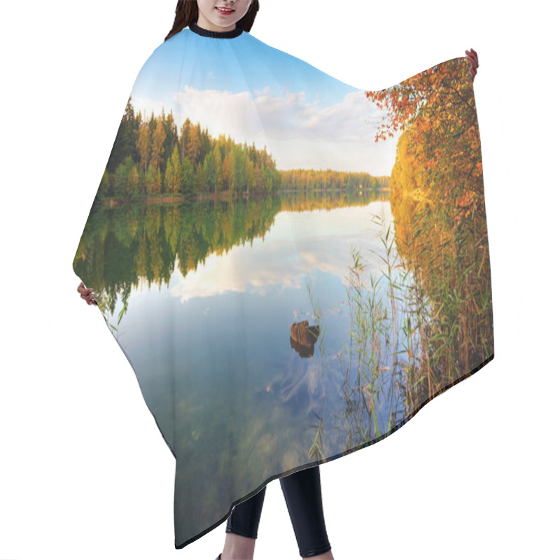 Personality  Autumnal Lake Hair Cutting Cape