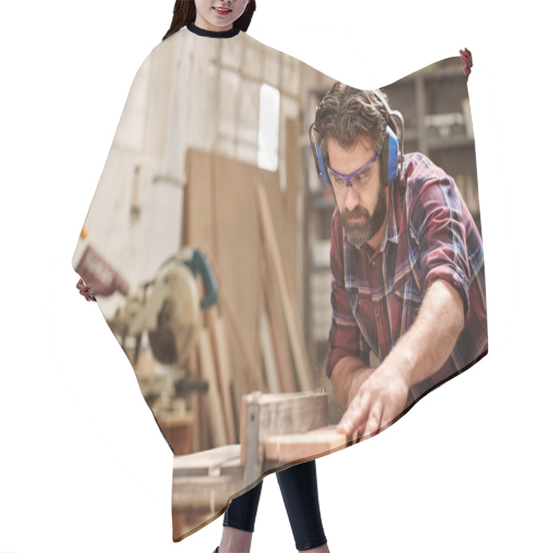 Personality  Carpenter Cutting Piece Of Wood In Workshop Hair Cutting Cape