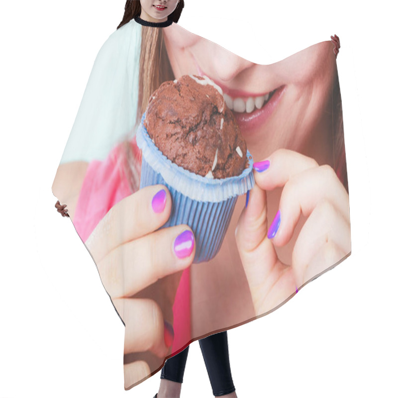 Personality  Smiling Woman Holds Chocolate Cake In Hand Hair Cutting Cape