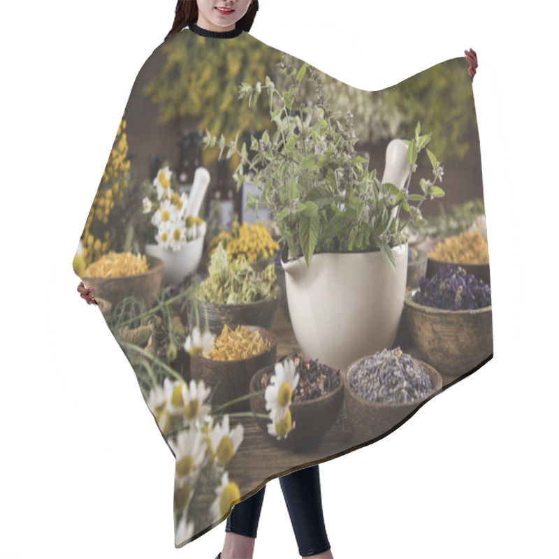 Personality  Natural Remedy And Wooden Table Background Hair Cutting Cape