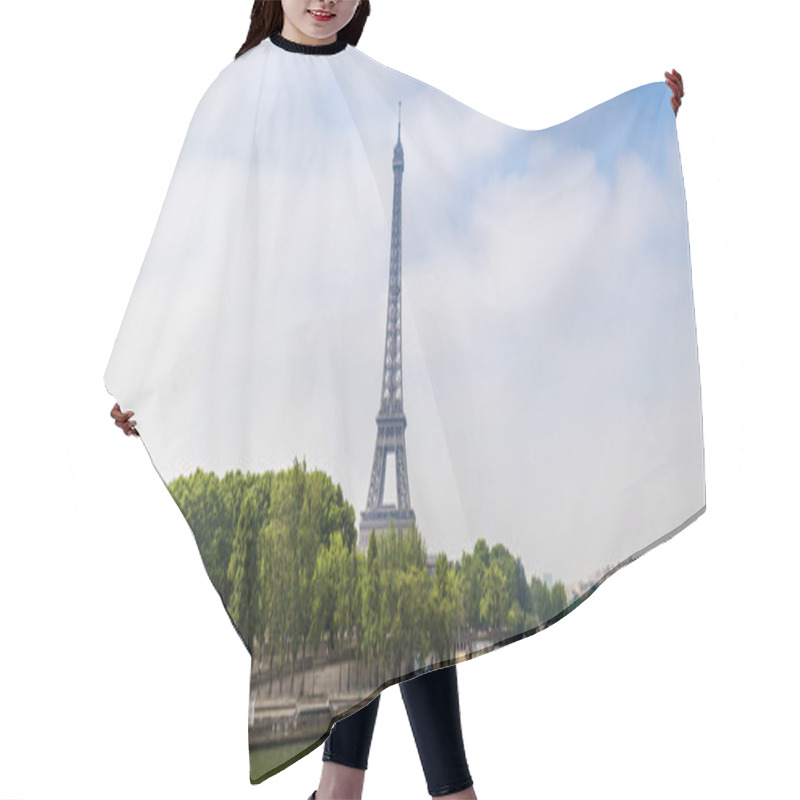 Personality  Seine In Paris And Eiffel Tower Hair Cutting Cape