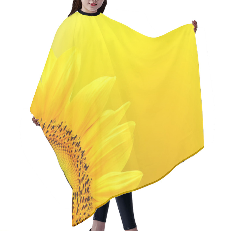 Personality  Sunflower On Summer Background Hair Cutting Cape