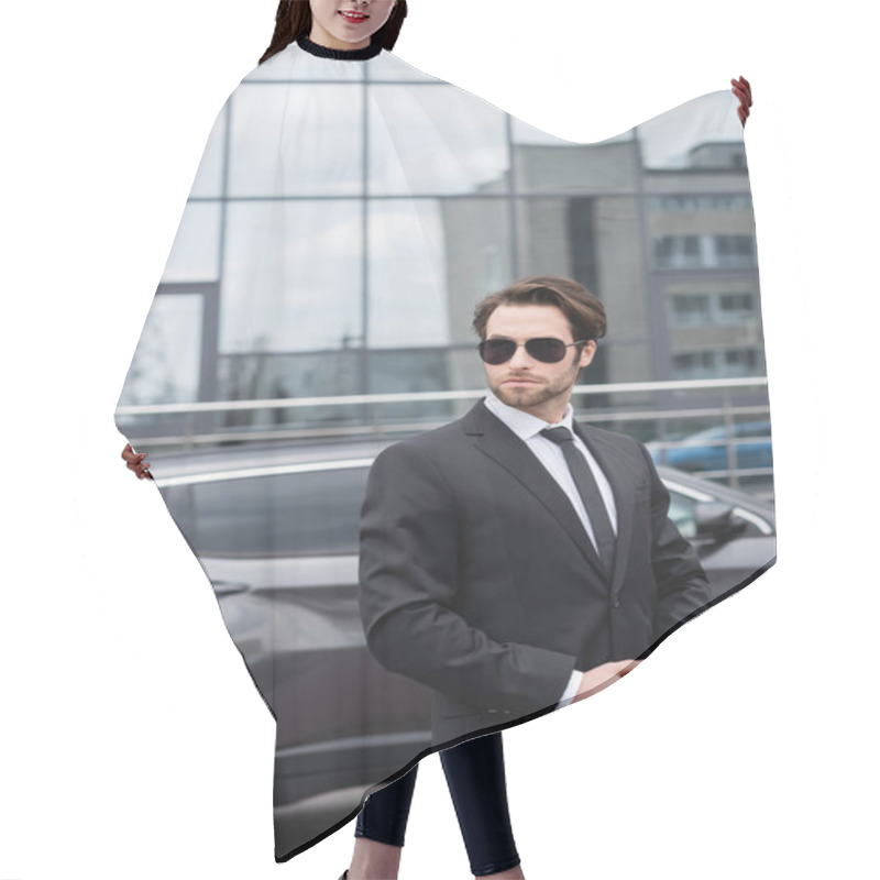 Personality  Bearded Safeguard In Suit And Sunglasses Near Car  Hair Cutting Cape