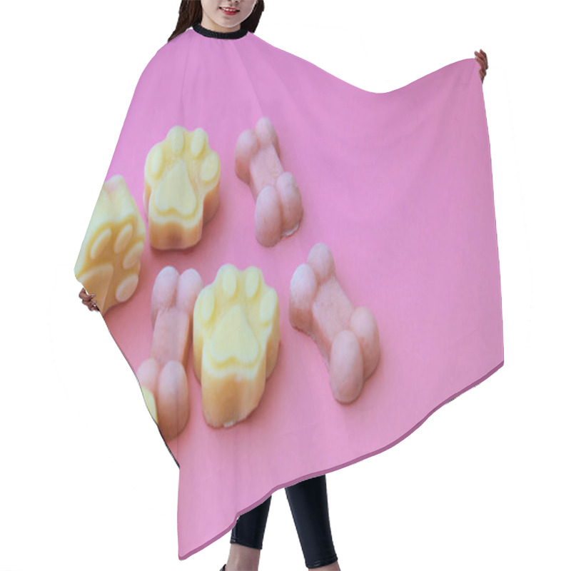 Personality  Homemade Diy Fruit And Frozen Yogurt Dog Treats For The Hot Summer With Copy Space And Pink Background. Hair Cutting Cape