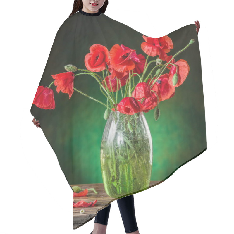 Personality  Bouquet Of Poppy Flowers In The Vase On The Wooden Table. Hair Cutting Cape