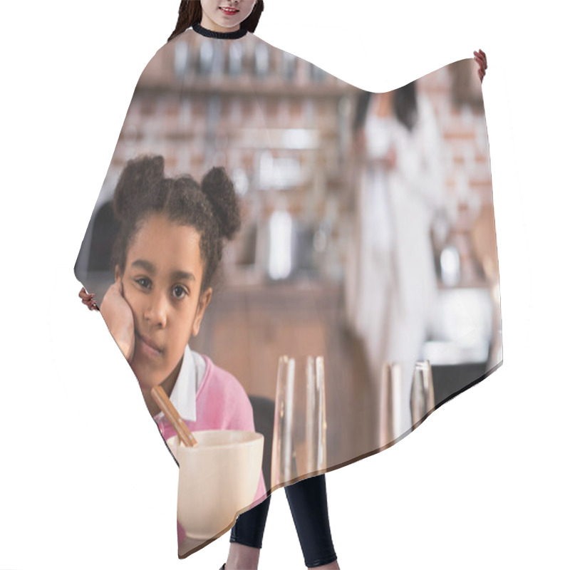 Personality  Little Girl Having Breakfast Hair Cutting Cape