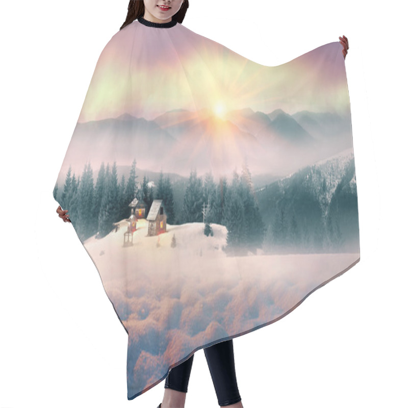 Personality  Old Mountain Village Hair Cutting Cape