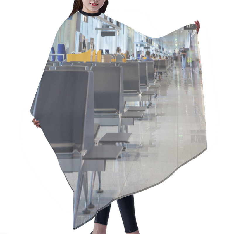 Personality  Airport Terminal Waiting Lounge Hair Cutting Cape