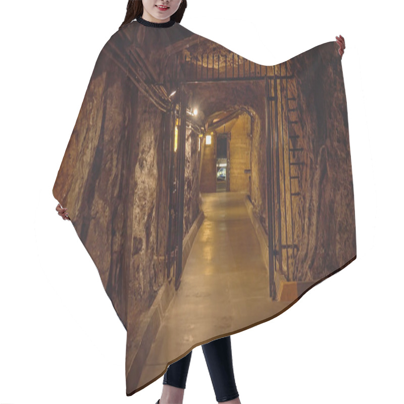 Personality  Hoover Dam Tunnel Hair Cutting Cape