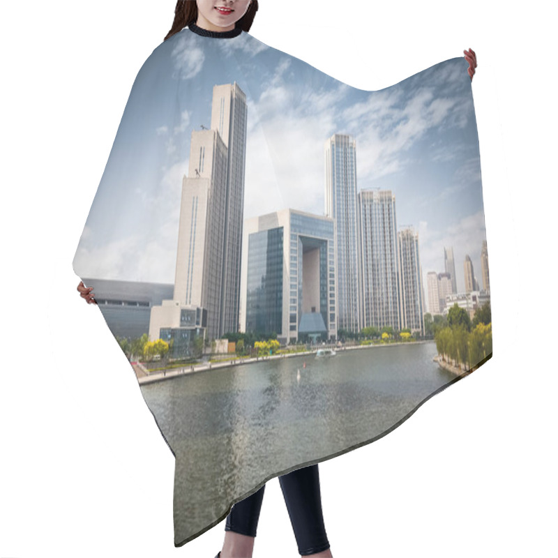 Personality  Beautiful Tianjin Cityscape Hair Cutting Cape