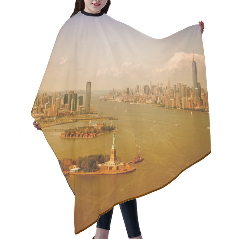 Personality  The Statue Of Liberty, Manhattan And Jersey City Skyline Hair Cutting Cape