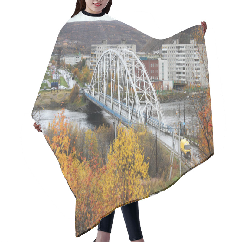 Personality  Old Iron Bridge Hair Cutting Cape