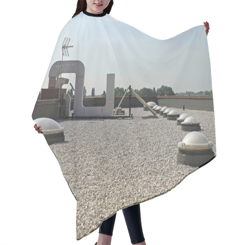 Personality  Gravel Flat Roof Hair Cutting Cape