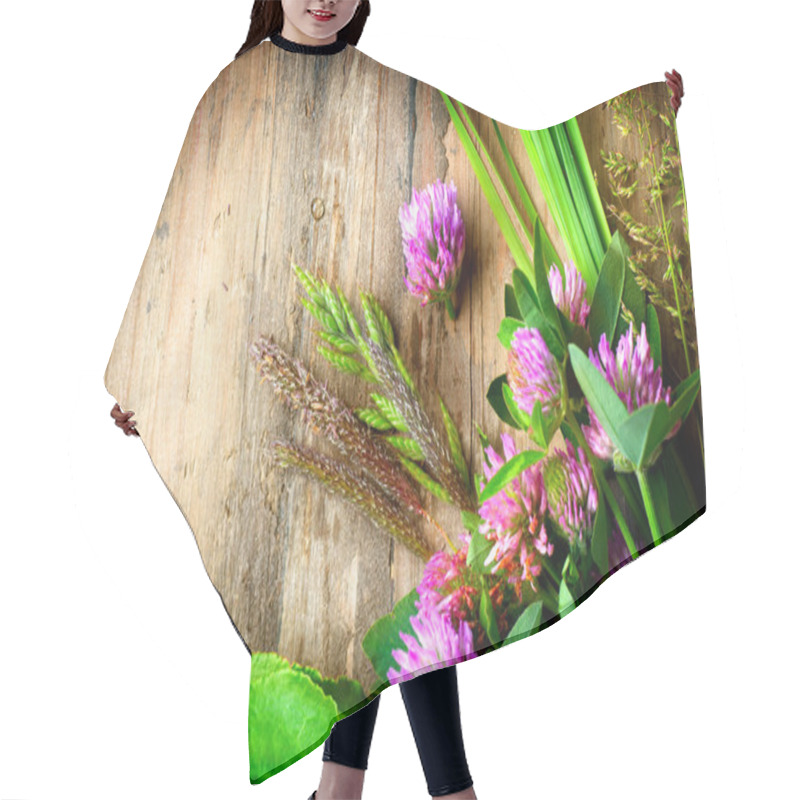 Personality  Spring Herbs Hair Cutting Cape