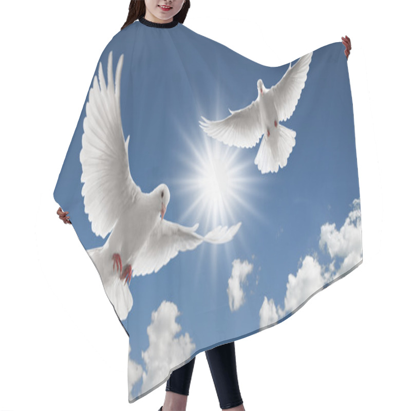 Personality  Two Flying Doves Hair Cutting Cape