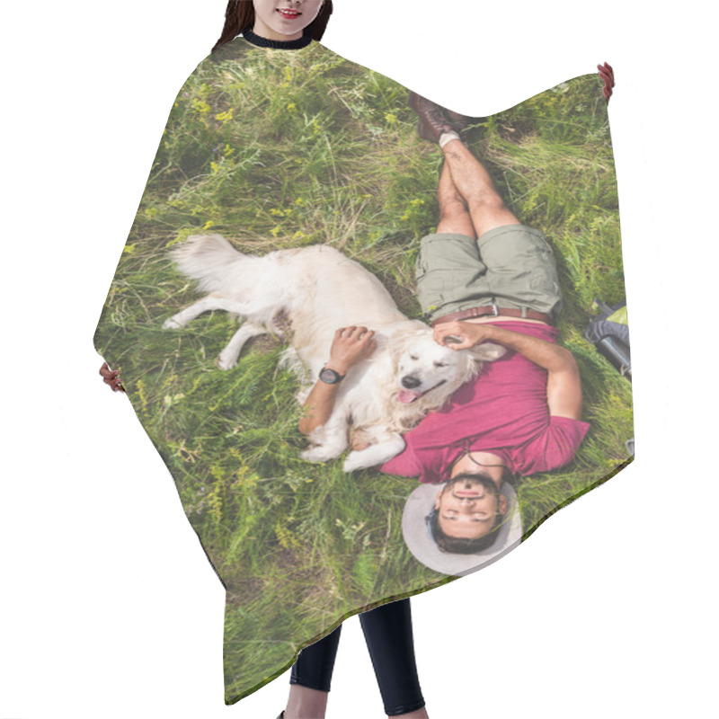 Personality  Top View Of Tourist And Golden Retriever Dog Lying On Green Grass   Hair Cutting Cape