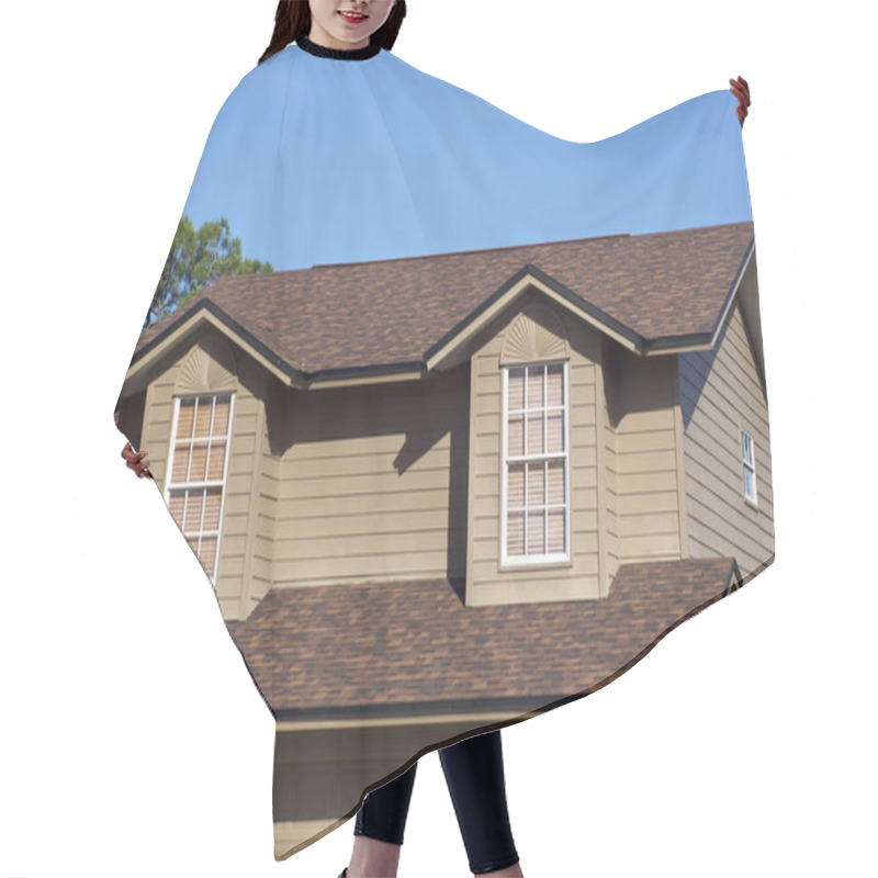 Personality  Generic Two Story Brown Housse Hair Cutting Cape