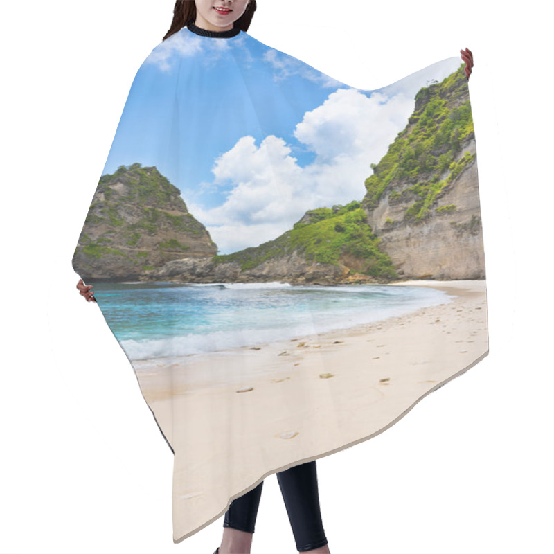 Personality  Turquoise Tropical Bay Surrounded By Cliffs. Nusa Penida, Bali,  Hair Cutting Cape