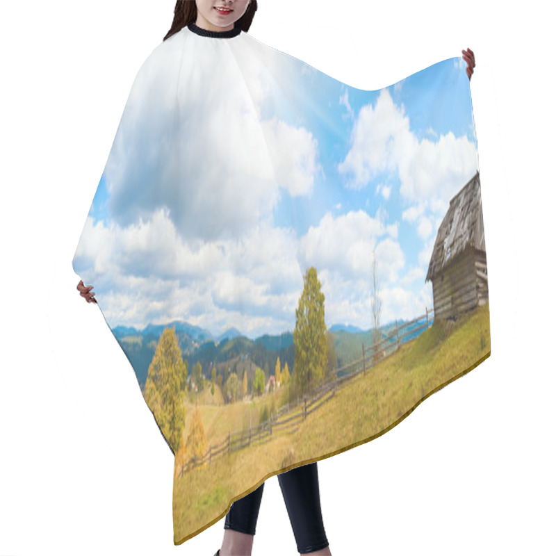 Personality  Autumn Mountain Village Hair Cutting Cape