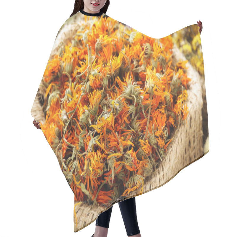 Personality  Dried Calendula Flower Hair Cutting Cape