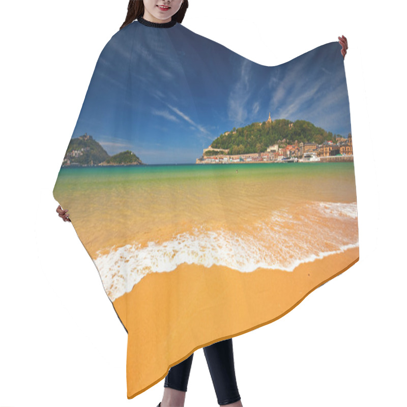 Personality  San Sebastian, Spain Hair Cutting Cape