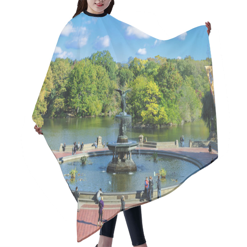 Personality  Central Park Fountain Hair Cutting Cape