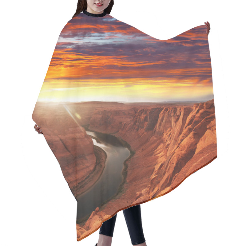 Personality  Horse Shoe Hair Cutting Cape