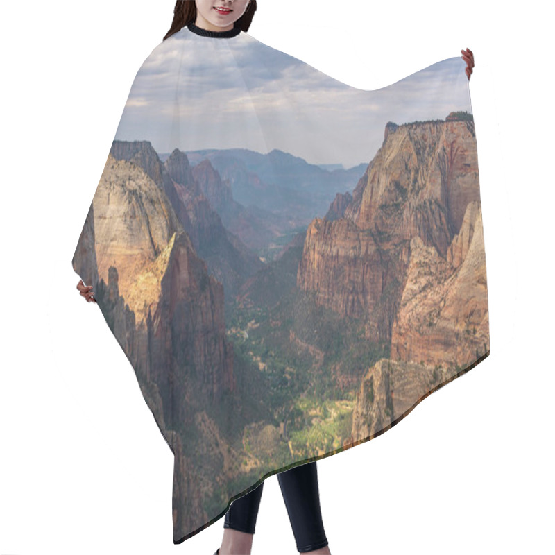 Personality  Looking Out From Observation Point Over Zion Canyon With Views Of Angels Landing And The Zion Scenic Drive.  Zion National Park, Utah, USA. Hair Cutting Cape