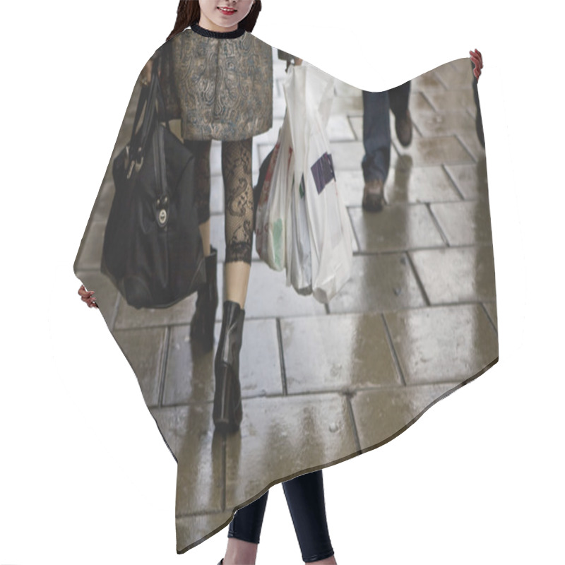 Personality  Woman On Rainy Street Hair Cutting Cape