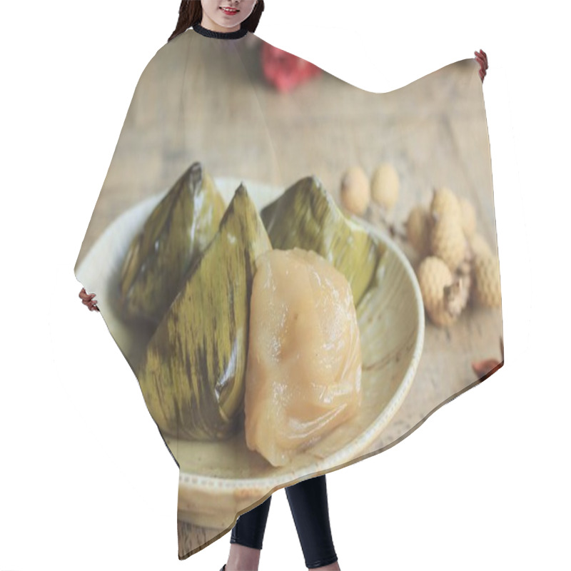 Personality  Dough Wrapped In Banana Leaves Hair Cutting Cape