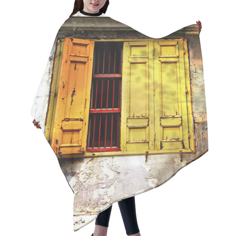 Personality  Wood Window Period Hair Cutting Cape