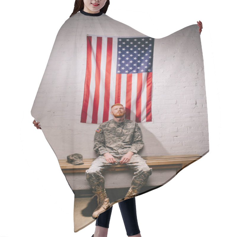 Personality  Red Hair American Soldier Sitting On Wooden Bench With Flag On White Brick Wall Behind, Americas Independence Day Concept Hair Cutting Cape