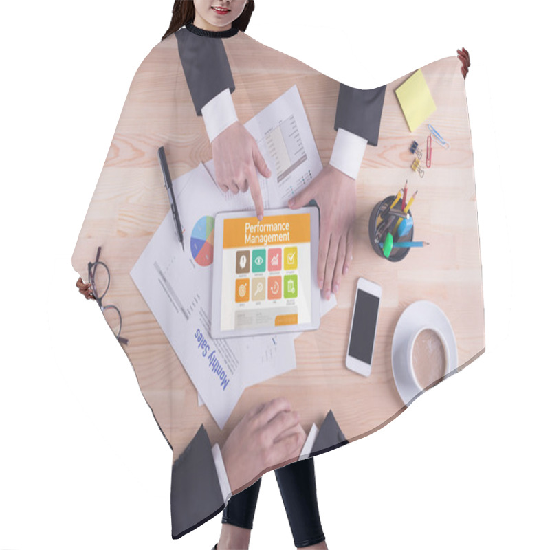 Personality  Screen On Tablet Pc Hair Cutting Cape