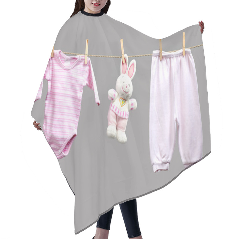 Personality  Baby Girl Y Clothes On The Clothesline Hair Cutting Cape