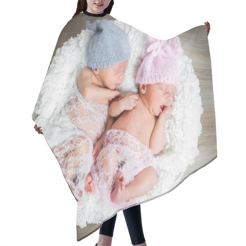 Personality  Newborn Twins L Sleeping In A Basket Hair Cutting Cape