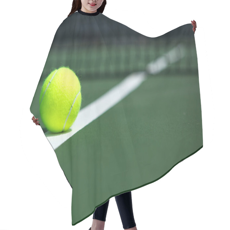 Personality  Tennis Ball On The Court Hair Cutting Cape