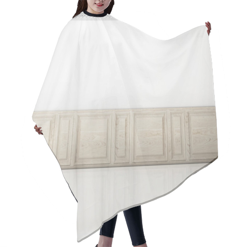 Personality  White Wall In A Classic Style Wooden Panel And Reflection Floor Hair Cutting Cape