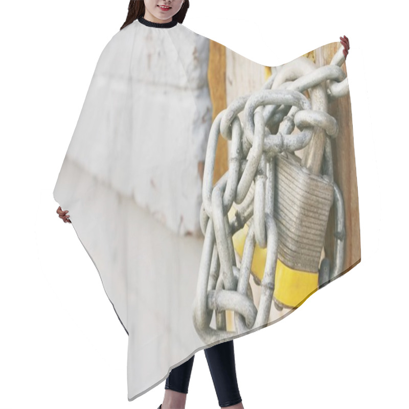 Personality  Padlocked Door Hair Cutting Cape