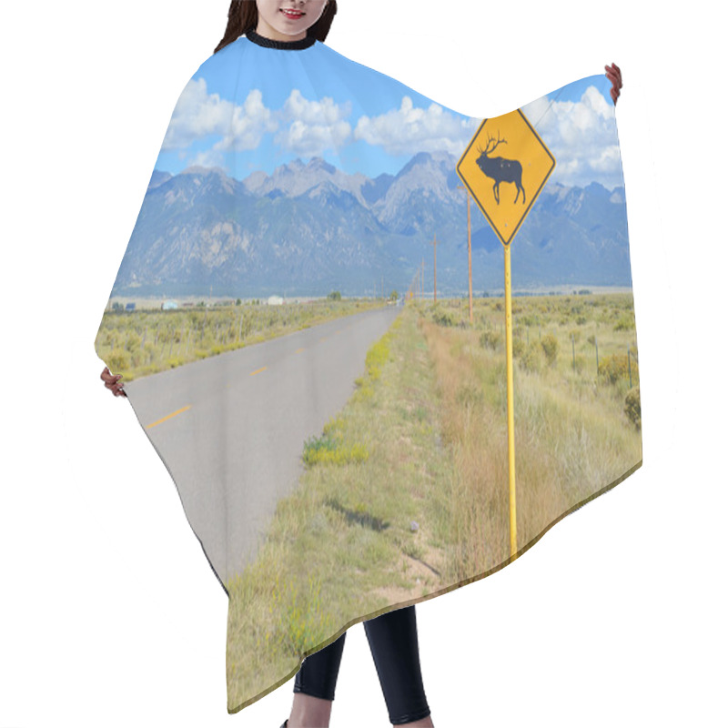 Personality  Elk-Deer Crossing Sign On The Road Hair Cutting Cape