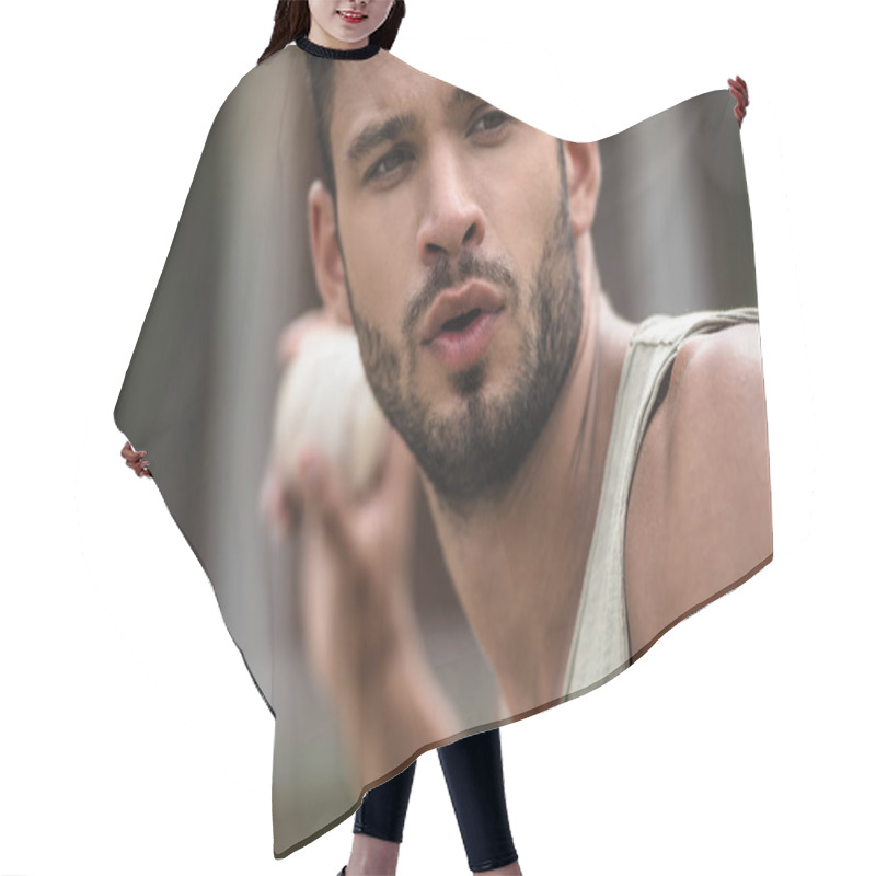 Personality  Man Throwing Ball  Hair Cutting Cape